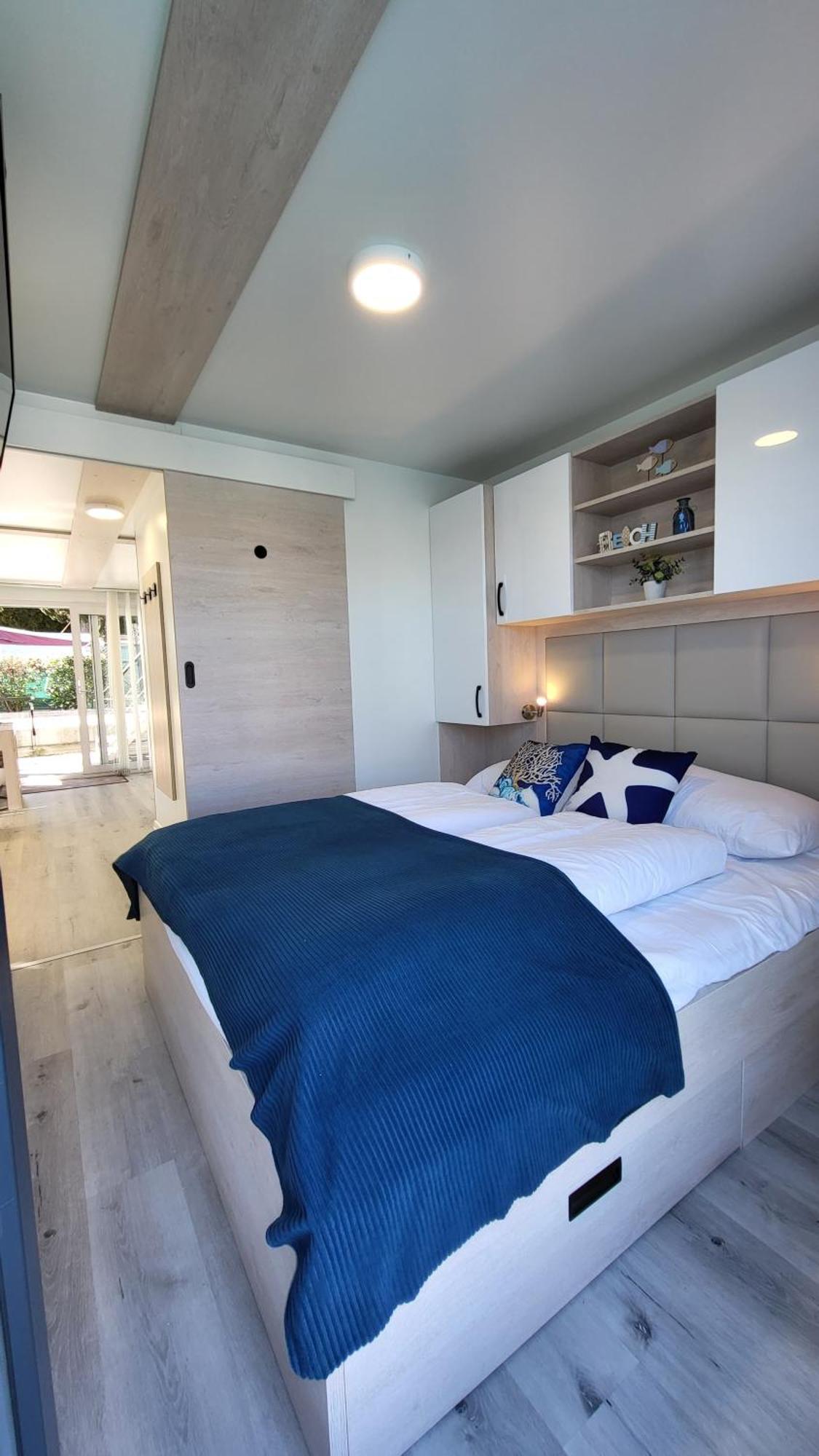 Апартаменты Floating House - Marina Pearl Порторож Экстерьер фото